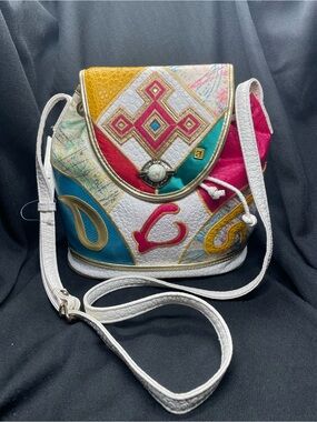 ALENATION LTD. Vintage Drawstring Bucket Purse with Faux Leather Patchwork
